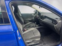 Usado Skoda Kamiq Active 95 CV (69 kW) 2022 Azul SUV