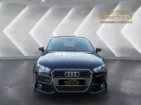 Usado Audi A1 Attraction 105 CV (77 kW) 2011 Negro Utilitario