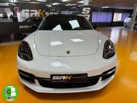 Begagnad Porsche Panamera 4 Sport Turismo 330 HK (242 kW) 2018 Vit Sedan