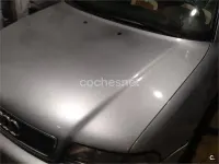 Usado Audi A4 150 CV (110 kW) 1998 Gris / plata Berlina