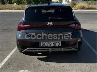 Usado Hyundai i20 100 CV (73 kW) 2025 Gris / plata Utilitario