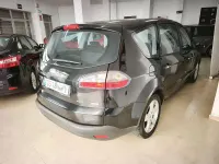 Usado Ford S-MAX Titanium 140 CV (102 kW) 2009 Negro Monovolumen