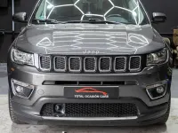 Usado Jeep Compass 140 CV (102 kW) 2018 Grisnegro SUV