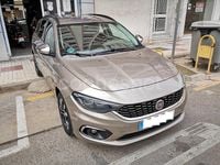 Usado Fiat Tipo Business 95 CV (69 kW) 2019 Beige Familiar