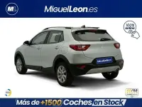 Usado Kia Stonic 79 CV (58 kW) 2025 Gris SUV