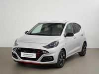 Usado Hyundai i10 N Line 83 CV (61 kW) 2025 Blanco Utilitario