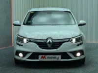Usado Renault Mégane GrandTour Business 95 CV (69 kW) 2020 Blanco Familiar