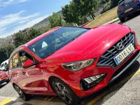 Usado Hyundai i30 136 CV (100 kW) 2021 Rojo Familiar