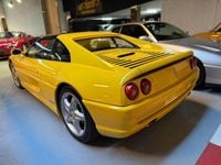 Usado Ferrari F355 381 CV (280 kW) 1995 Amarillo Coupe