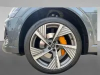 Usado Audi e-tron Sportback S-Line 300 kW (408 CV) 2023 Gris SUV