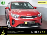 Usado Kia Stonic 84 CV (61 kW) 2022 Rojo SUV