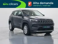 Usado Jeep Compass Altitude 130 CV (95 kW) 2025 Gris / plata SUV