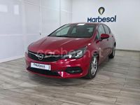 Usado Opel Astra Selective 110 CV (80 kW) 2020 Granate Berlina