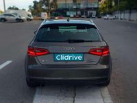 Usado Audi A3 Sportback Attraction 150 CV (110 kW) 2016 Gris Utilitario