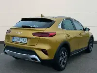 Usado Kia XCeed 160 CV (117 kW) 2022 Amarillo SUV