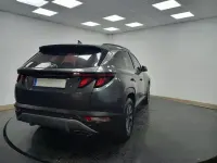 Usado Hyundai Tucson 136 CV (100 kW) 2022 Gris SUV