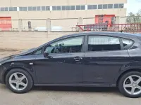 Usado Seat Leon Sport 102 CV (75 kW) 2005 Negro Utilitario