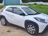 Usado Toyota Aygo X Play 72 CV (52 kW) 2022 Blanco SUV