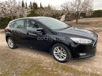 Käytetty Ford Focus Trend 120 HP (88 kW) 2016 Musta Sedan