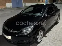 Usado Opel Astra GTC Sport 120 CV (88 kW) 2006 Negro Berlina