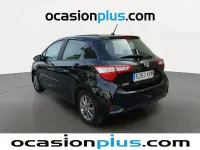 Usado Toyota Yaris City 69 CV (50 kW) 2018 Negro