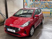 Usado Hyundai i10 67 CV (49 kW) 2023 Granate Utilitario