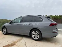 Usado VW Golf VIII 115 CV (84 kW) 2021 Gris / plata Familiar