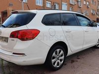Usado Opel Astra Excellence 110 CV (80 kW) 2015 Blanco Familiar