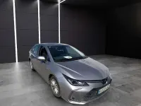 Usado Toyota Corolla Active 122 CV (89 kW) 2020 Gris Berlina