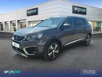 Usado Peugeot 5008 Allure 130 CV (95 kW) 2019 Gris SUV