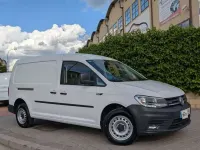 Usado VW Caddy Maxi Business 122 CV (89 kW) 2019 Blanco Monovolumen