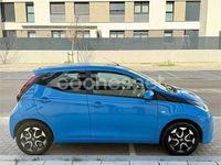 Usado Toyota Aygo X-play 72 CV (52 kW) 2020 Azul Utilitario