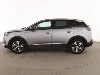 Usado Peugeot 3008 Allure 224 CV (164 kW) 2022 Gris SUV
