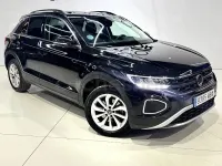 Usado VW T-Roc Life 150 CV (110 kW) 2023 Negro SUV