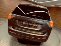 Usado Mitsubishi Outlander P-HEV Motion 203 CV (149 kW) 2015 Gris / plata SUV
