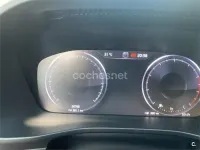 Usado Volvo XC40 156 CV (114 kW) 2018 Negro SUV