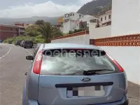 Usado Ford Focus Ambiente 90 CV (66 kW) 2007 Azul Berlina