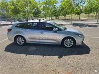 Usado Toyota Corolla Active 140 CV (102 kW) 2023 Gris / plata Familiar