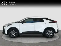 Begagnad Toyota C-HR Advance 140 HK (102 kW) 2025 Vit SUV