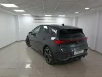 Usado Cupra Born e-Boost 169 kW (231 CV) 2023 Gris Utilitario