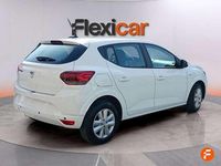Usado Dacia Sandero Acces 67 CV (49 kW) 2022 Blanco Utilitario