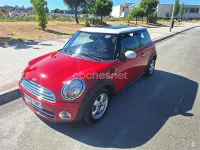 Usado Mini Cooper D 110 CV (80 kW) 2010 Rojo Utilitario