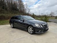 Usado Mercedes E350 265 CV (194 kW) 2011 Gris / plata Familiar