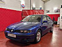 Usado Seat Leon Sport 105 CV (77 kW) 2002 Azul Utilitario