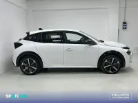 Usado Lancia Ypsilon 100 CV (73 kW) 2024 Blanco Utilitario