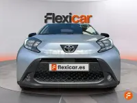 Usado Toyota Aygo X Play 72 CV (52 kW) 2024 Gris / plata SUV
