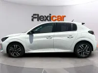 Usado Peugeot 208 Allure 101 CV (74 kW) 2023 Blanco Utilitario