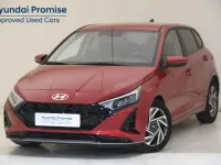 Begagnad Hyundai i20 100 HK (73 kW) 2025 Röd Halvkombi