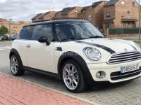Usado Mini Cooper D 110 CV (80 kW) 2008 Beige Utilitario