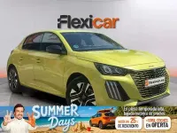 Usado Peugeot 208 Allure 100 CV (73 kW) 2025 Verde Utilitario
